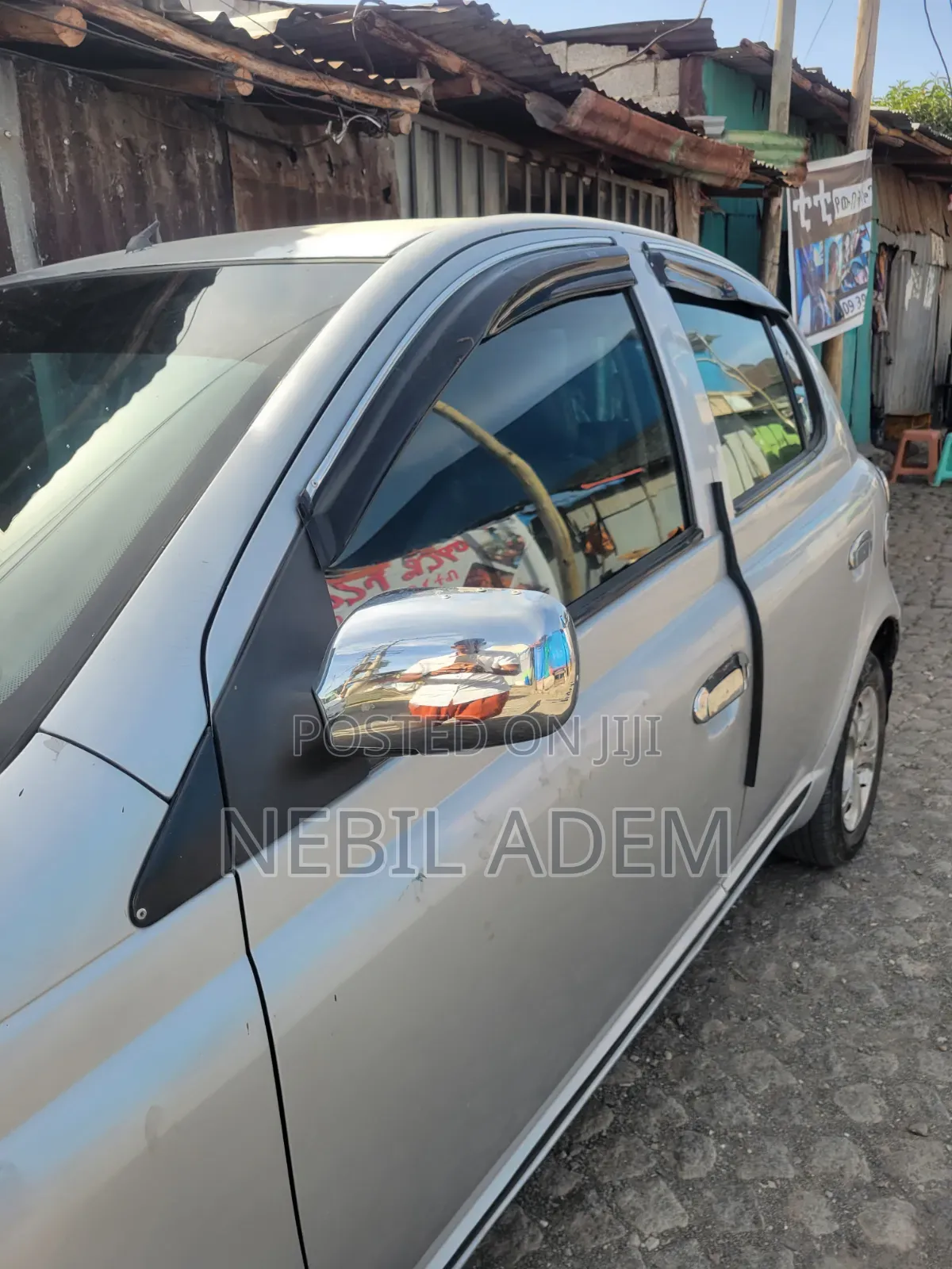 Toyota Vitz 2001 Silver