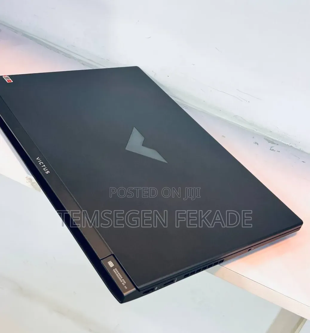 New Laptop HP Victus 16 16GB Intel Core i7 SSD 1T
