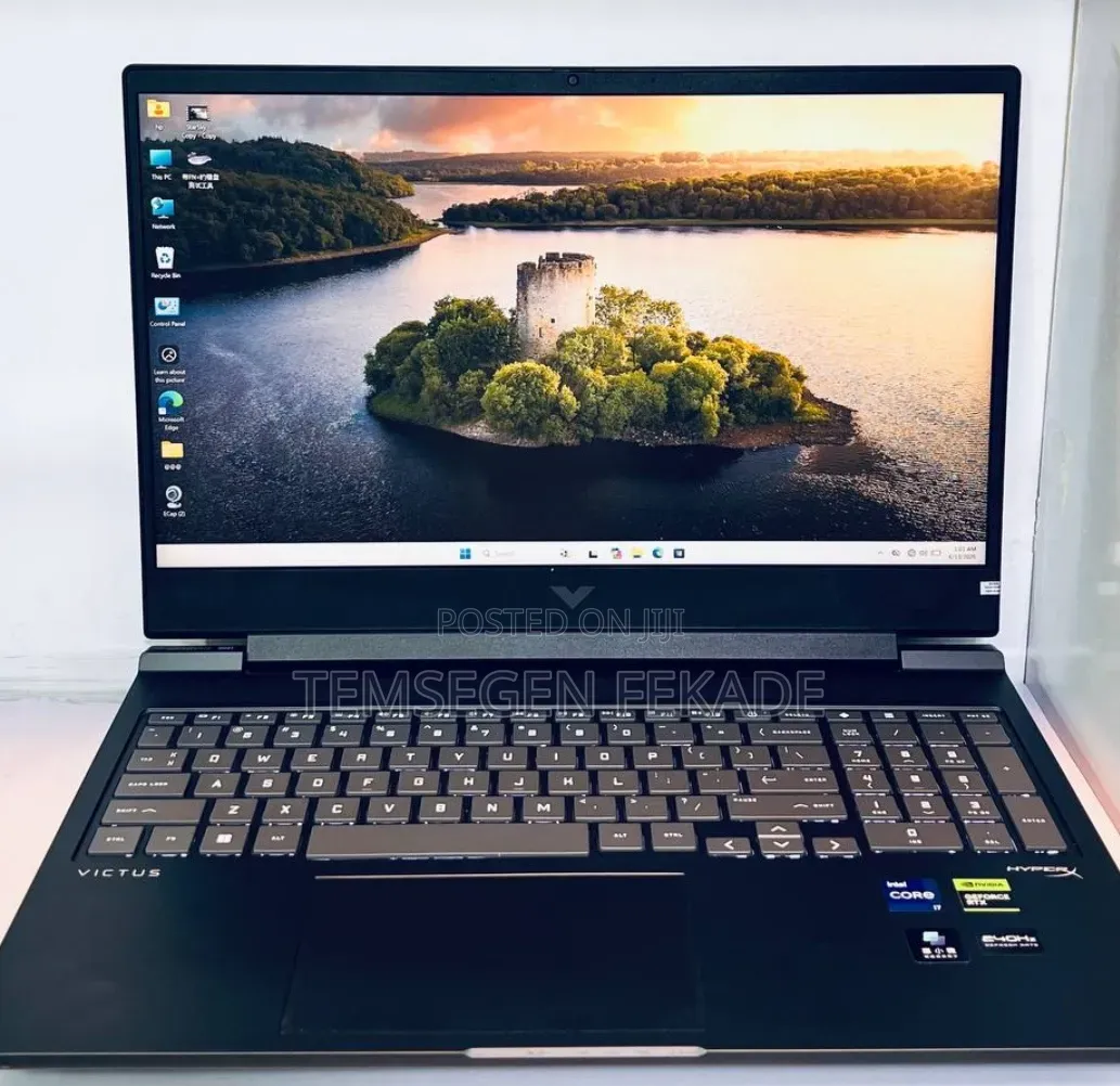 New Laptop HP Victus 16 16GB Intel Core i7 SSD 1T