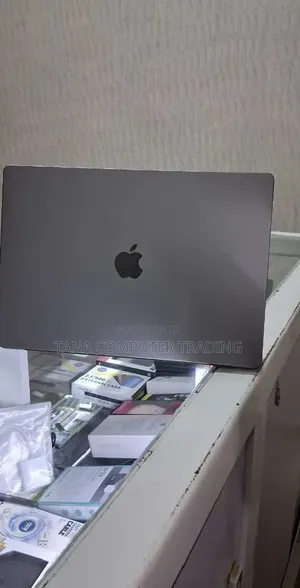 New Laptop Apple MacBook Pro 2021 M1 Max 32GB Apple M1 Max SSD 1T