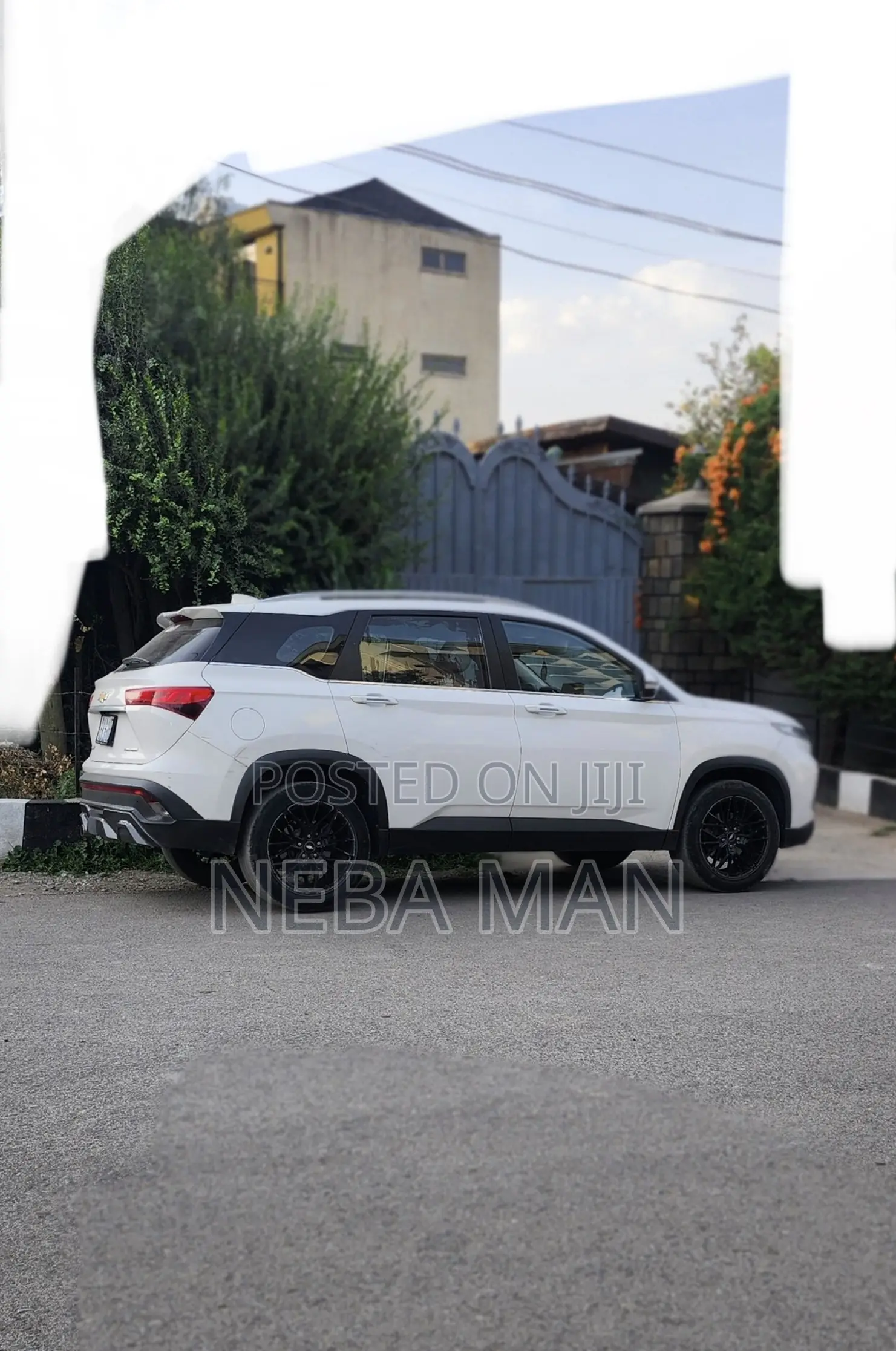Chevrolet Captiva 2022 White