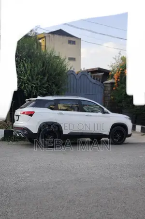 Chevrolet Captiva 2022 White