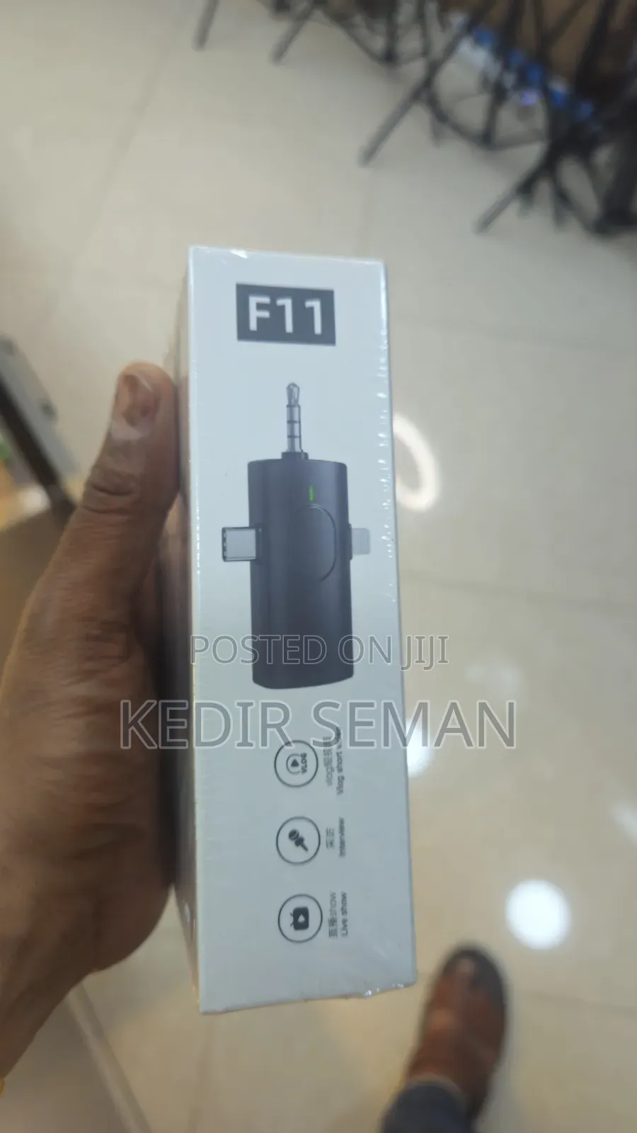 ​f11-2 Dual Wireless Microphone System