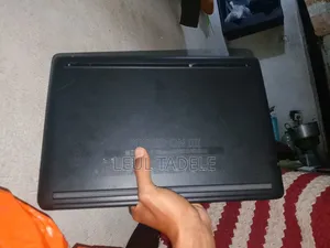 Laptop HP 4GB Intel Pentium HDD 1T