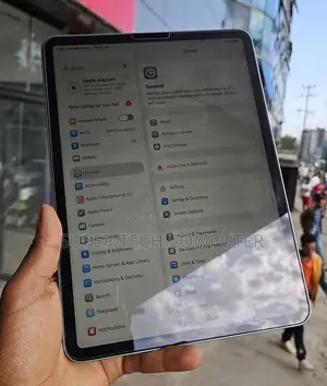 New Apple iPad Pro (2022) 128 GB
