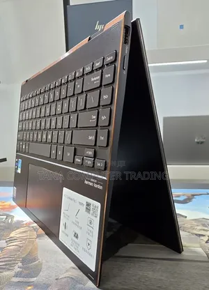 New Laptop Asus ZenBook 13 UX331UN 16GB Intel Core i7 SSD 512GB