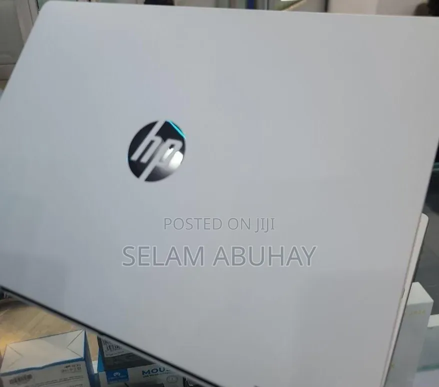 New Laptop HP EliteBook 840 G9 16GB Intel Core i5 SSD 512GB