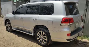 Toyota Land Cruiser 2019 Silver