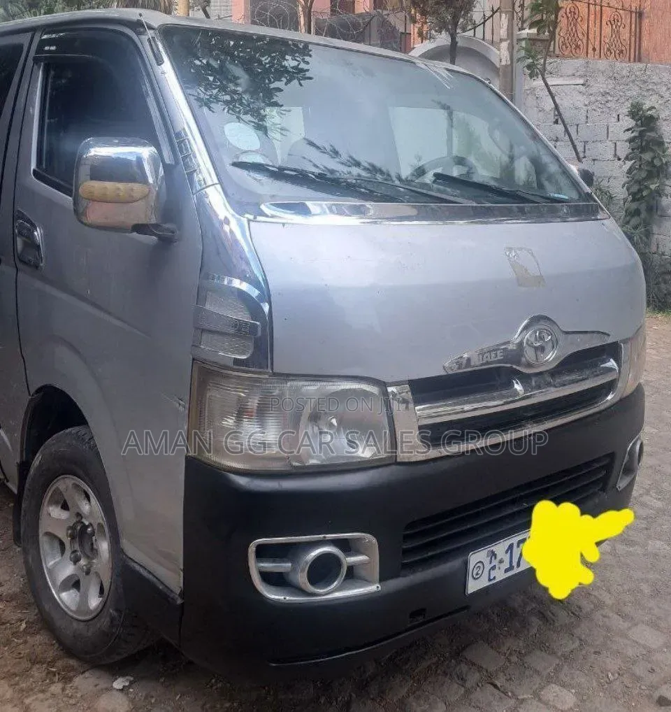 Toyota HiAce 2007 Silver