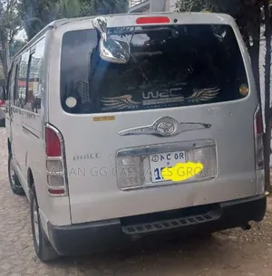 Toyota HiAce 2007 Silver