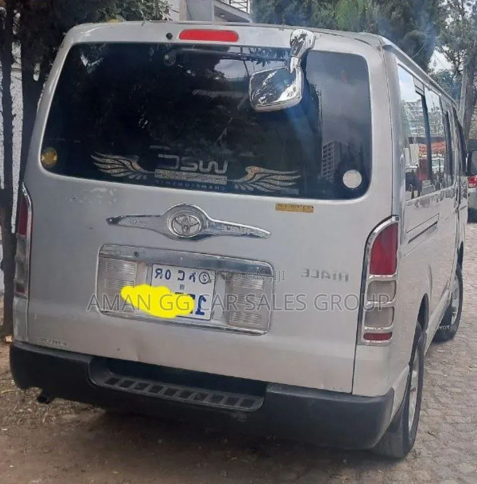 Toyota HiAce 2007 Silver