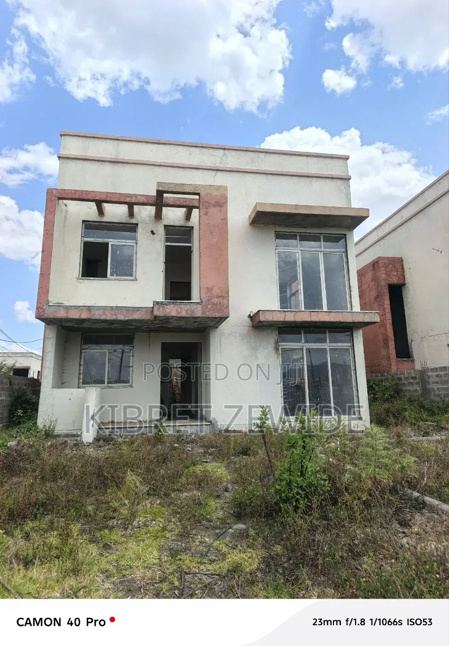 Furnished 5bdrm Farm House in Kibert Zewdie, Yeka for sale