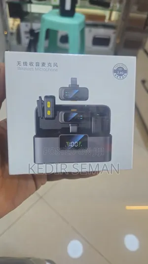 ​2.4g Premium Dual Wireless Microphone With Smart Charging Case