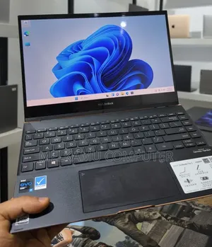 New Laptop Asus ZenBook Flip UX360UA 16GB Intel Core i7 SSD 512GB