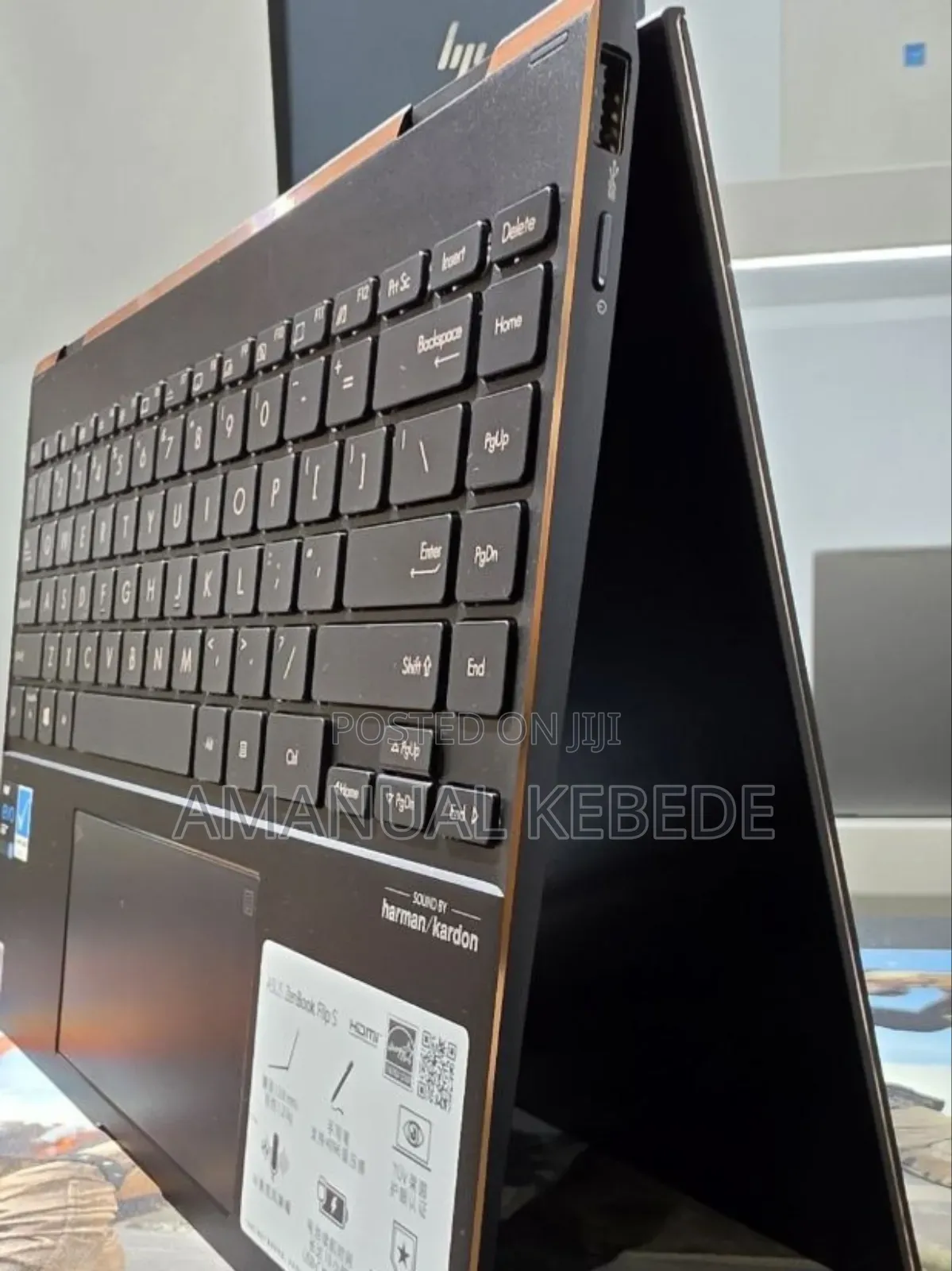 New Laptop Asus ZenBook 13 UX331UN 16GB Intel Core i7 SSD 512GB