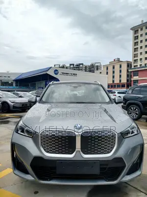 BMW iX 2023 Gray