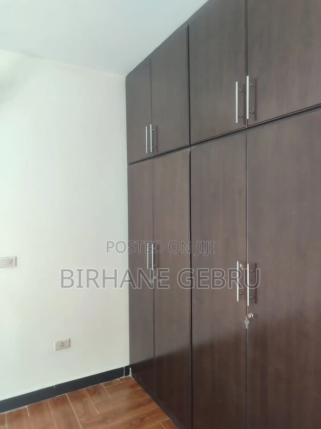 4bdrm Apartment in Apartiment, Yeka for rent