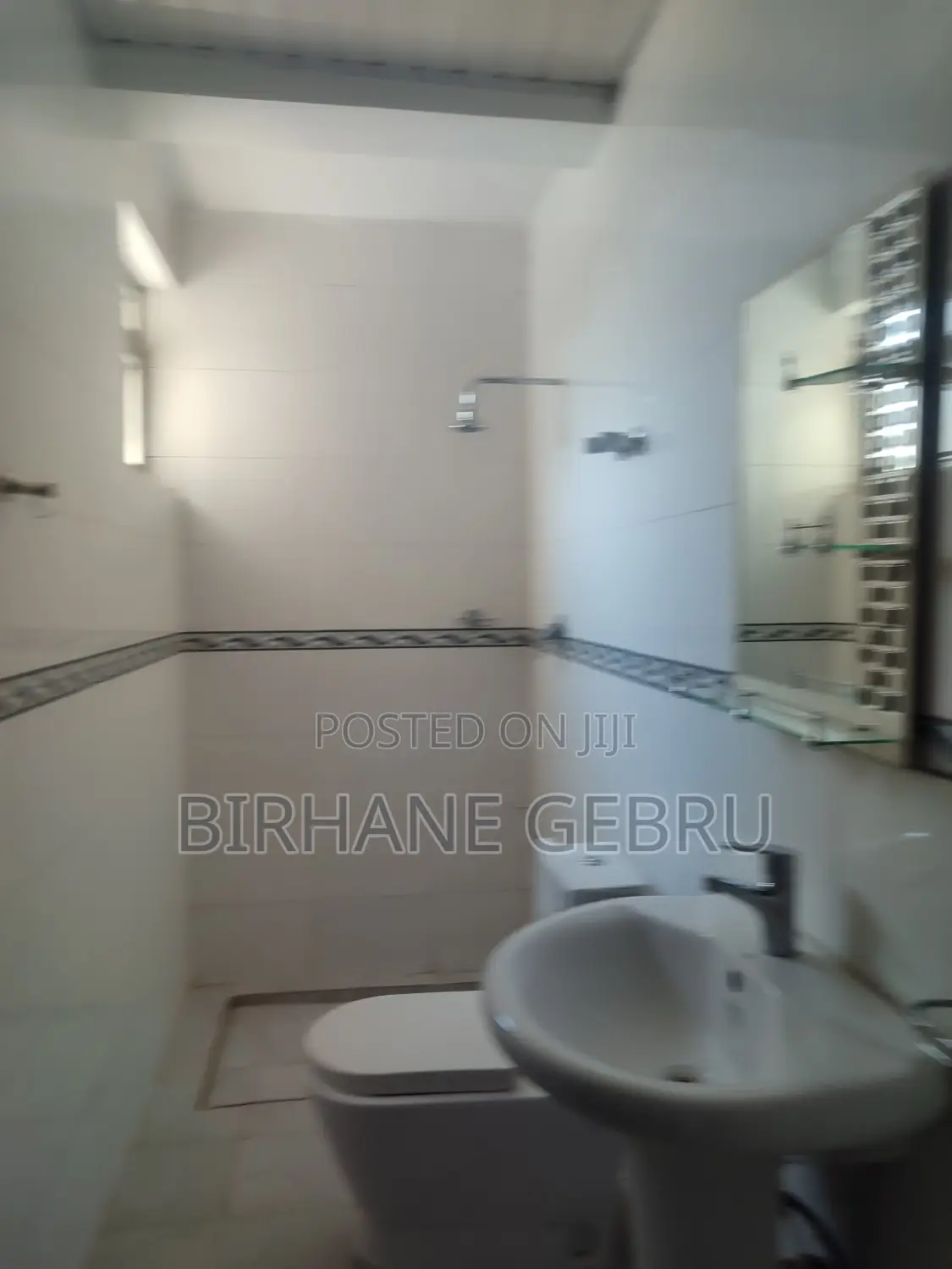 4bdrm Apartment in Apartiment, Yeka for rent