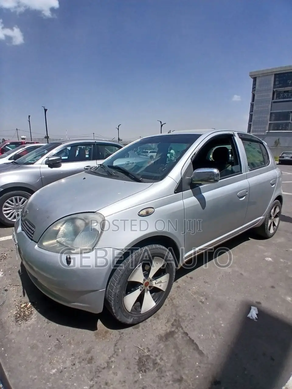 Toyota Vitz 2001