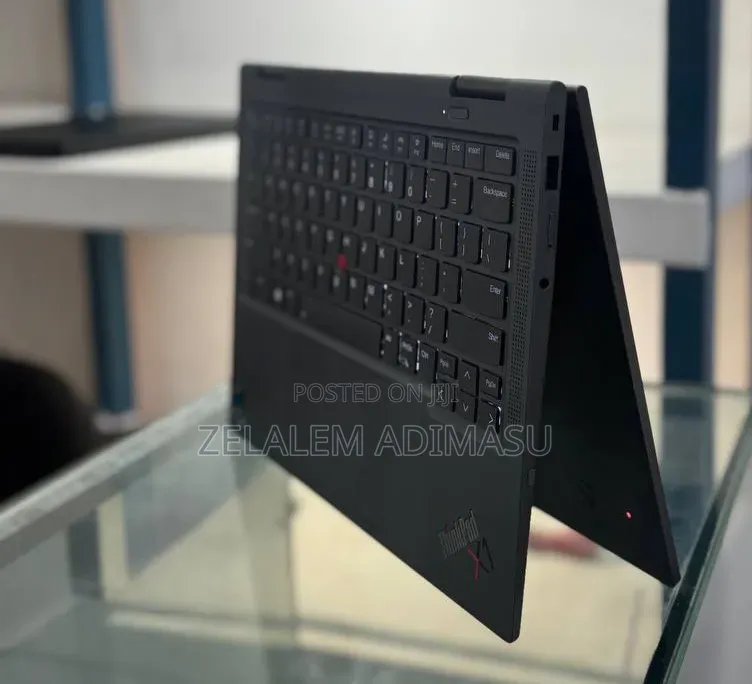 New Laptop Lenovo ThinkPad X1 Yoga 16GB Intel Core i7 SSD 512GB