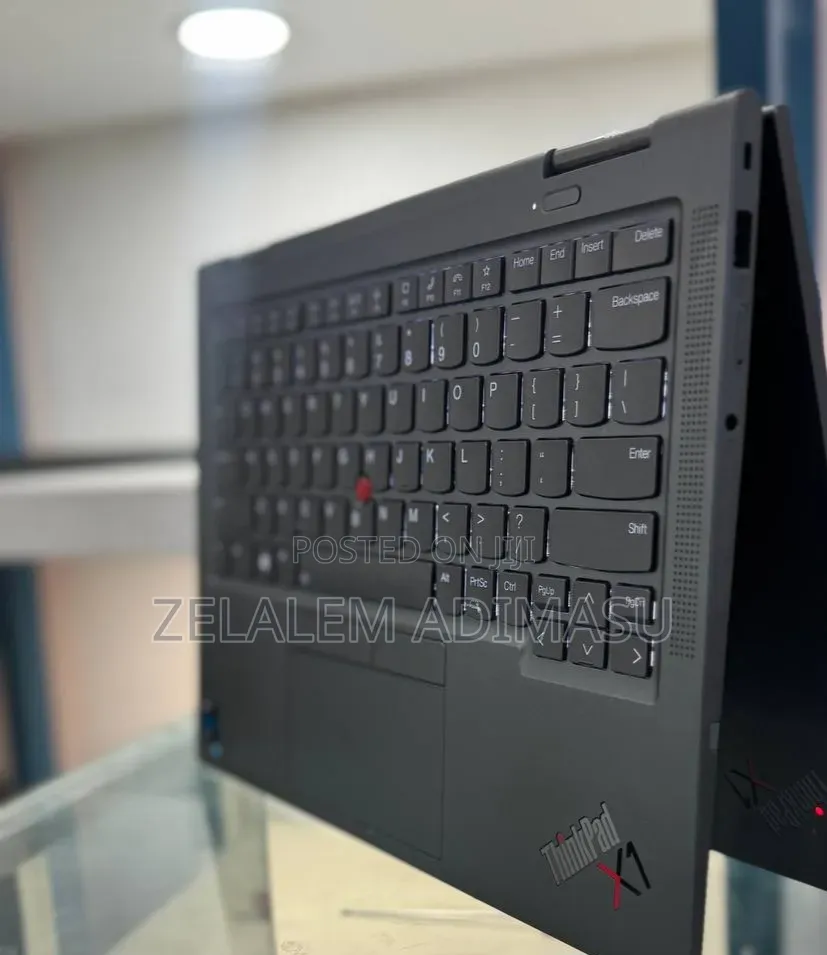 New Laptop Lenovo ThinkPad X1 Yoga 16GB Intel Core i7 SSD 512GB