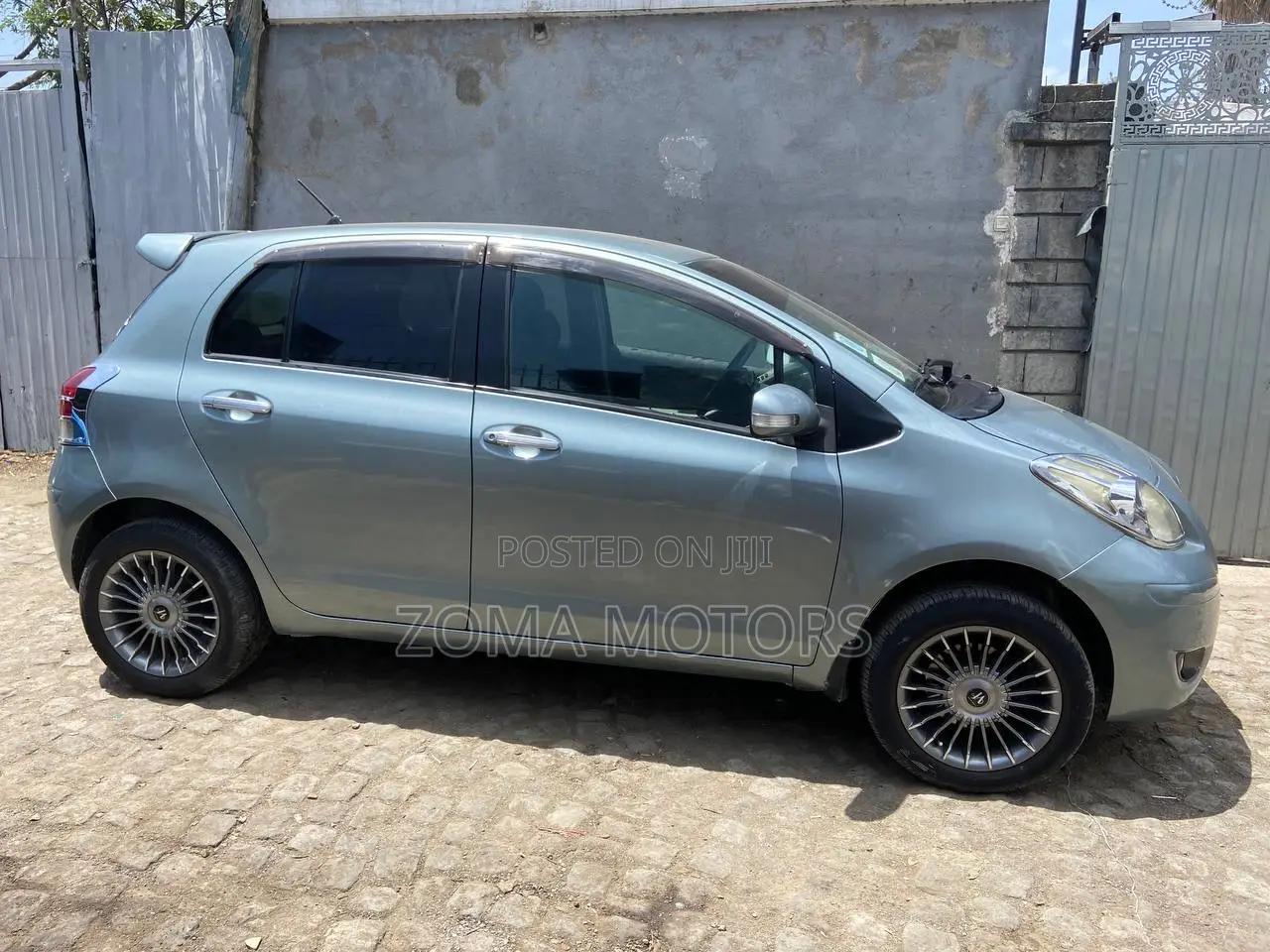 Toyota Yaris 1.0 Eco 2008 Gray