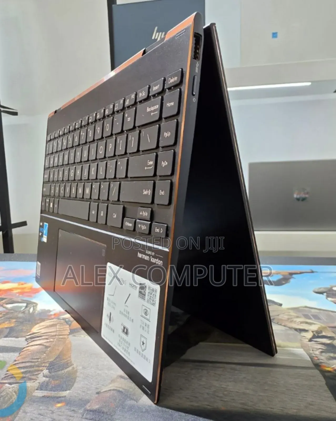 New Laptop Asus ZenBook 13 UX331UN 16GB Intel Core i7 SSD 512GB