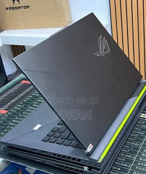New Laptop Asus ROG Strix G15 16GB Intel Core i9 SSD 1T