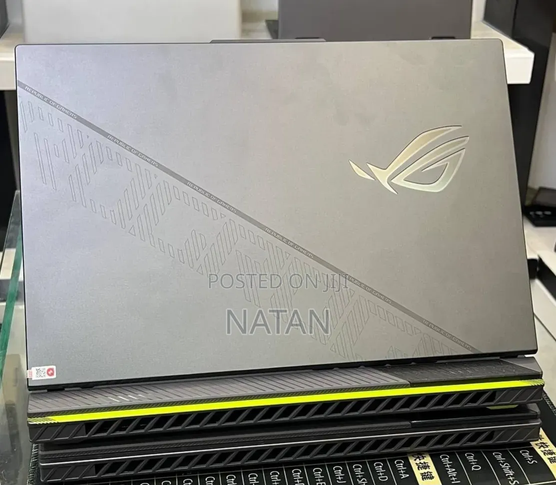 New Laptop Asus ROG Strix G15 16GB Intel Core i9 SSD 1T