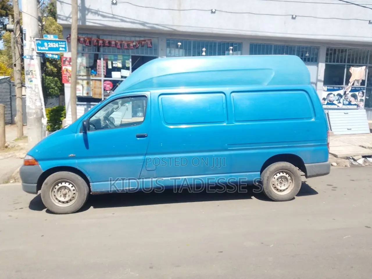 Toyota HiAce 2006 Green