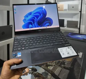 New Laptop Asus ZenBook UX303UA 16GB Intel Core i7 SSD 512GB