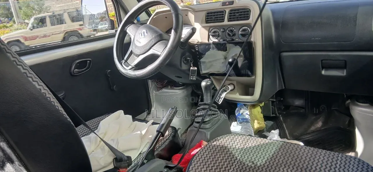 Suzuki APV Minibus 2024 Silver