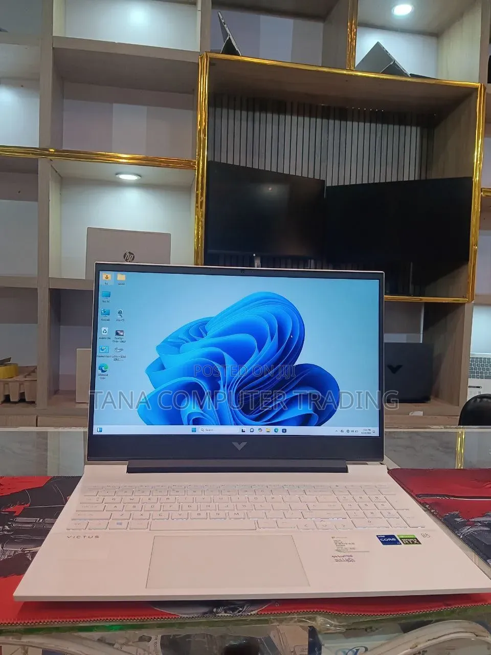 New Laptop HP Victus 16 16GB Intel Core i7 SSD 512GB