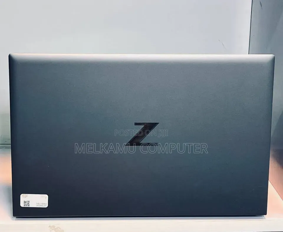 New Laptop HP ZBook 15 32GB Intel Core i7 SSD 512GB