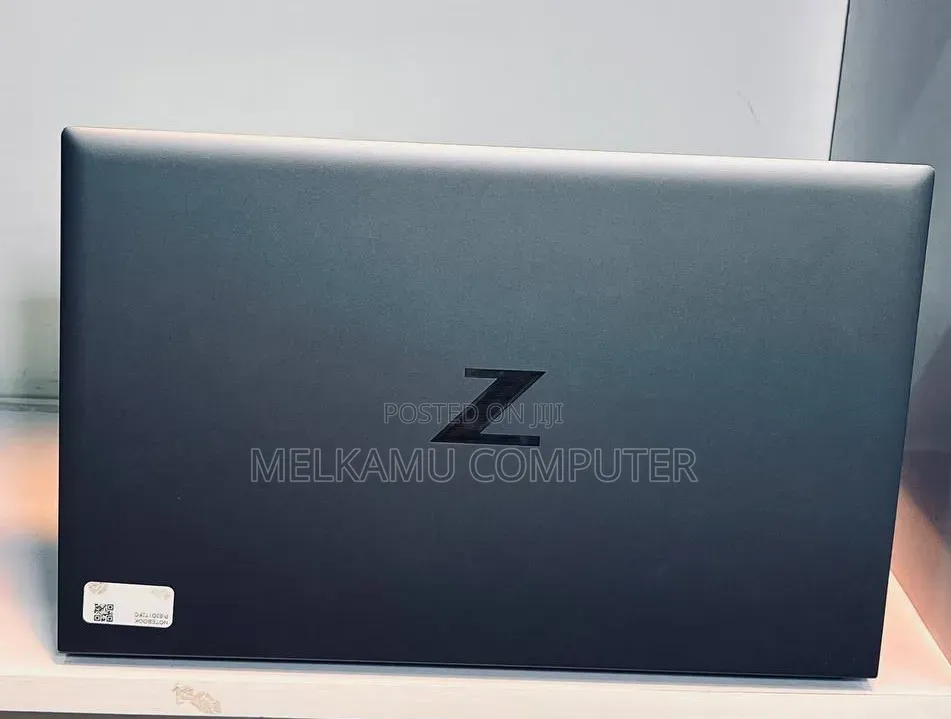 New Laptop HP ZBook 15 32GB Intel Core i7 SSD 512GB