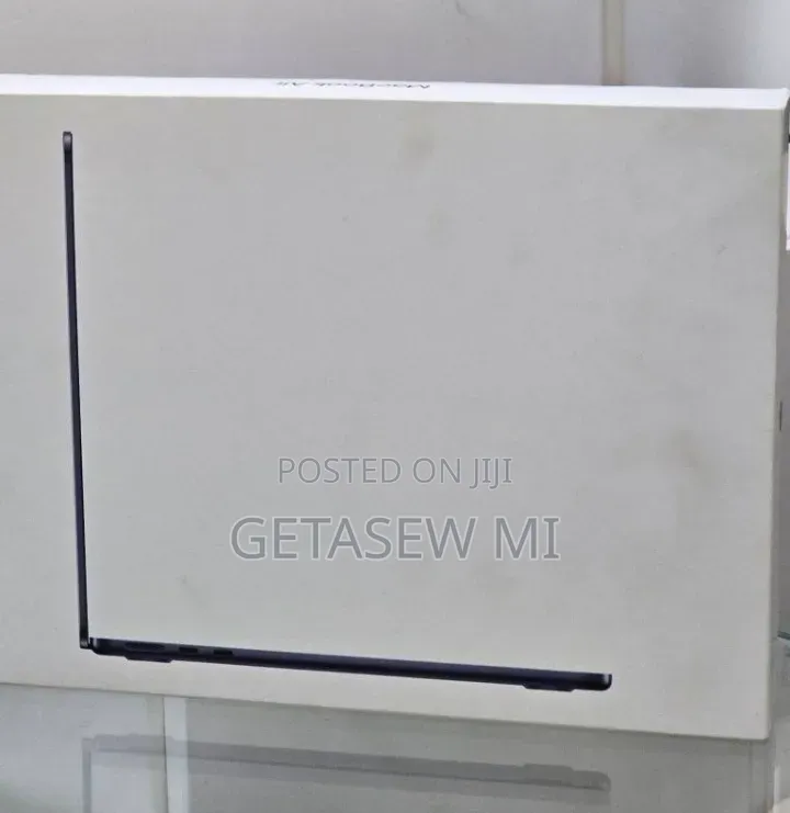 New Laptop Apple MacBook Air 2026 M5 16GB Apple M5 SSD 512GB