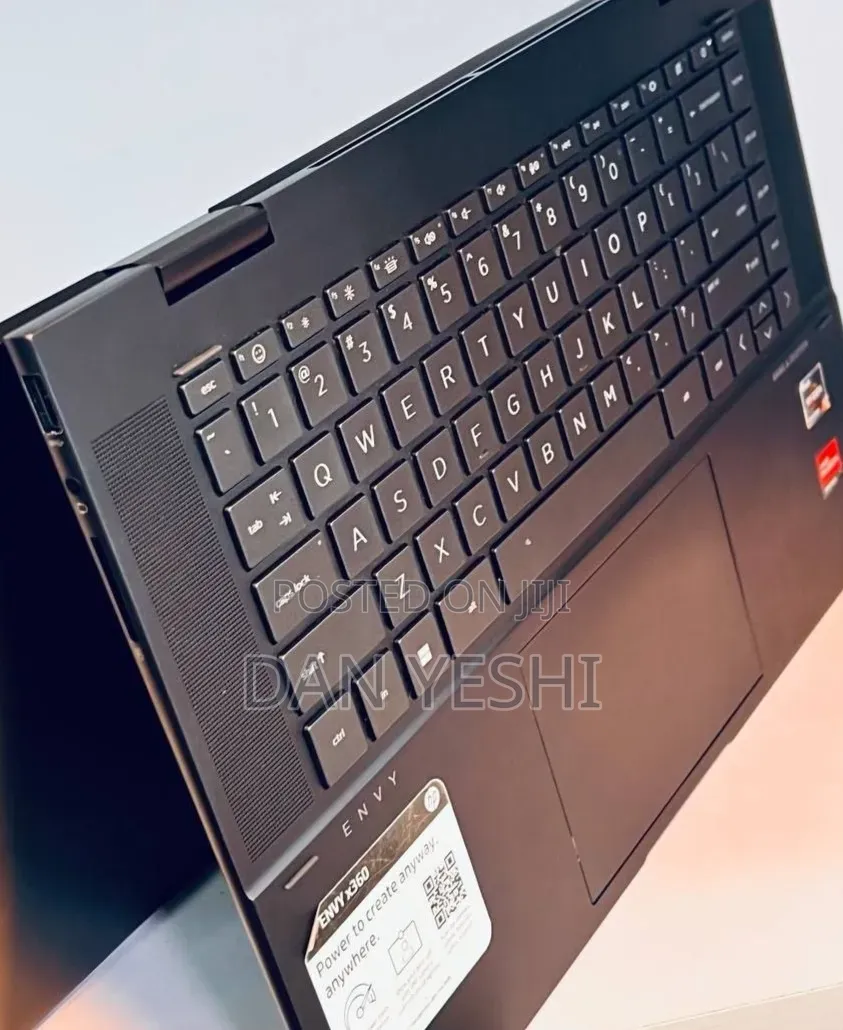 New Laptop HP Envy X360 8GB AMD Ryzen 5 SSD 512GB