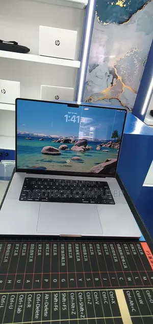 New Laptop Apple MacBook Pro 2021 M1 Max 32GB Apple M1 Max SSD 1T