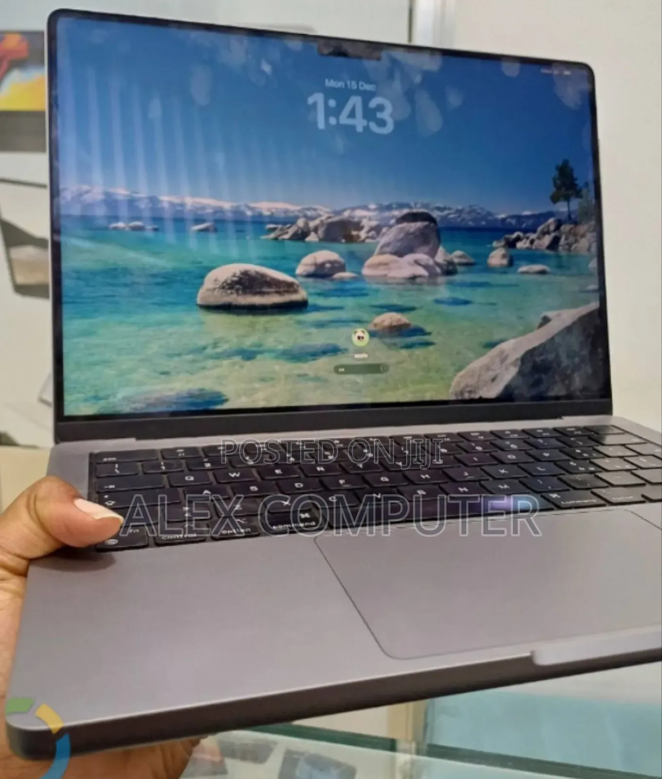 New Laptop Apple MacBook Pro 2021 M1 16GB Apple M1 Pro SSD 512GB