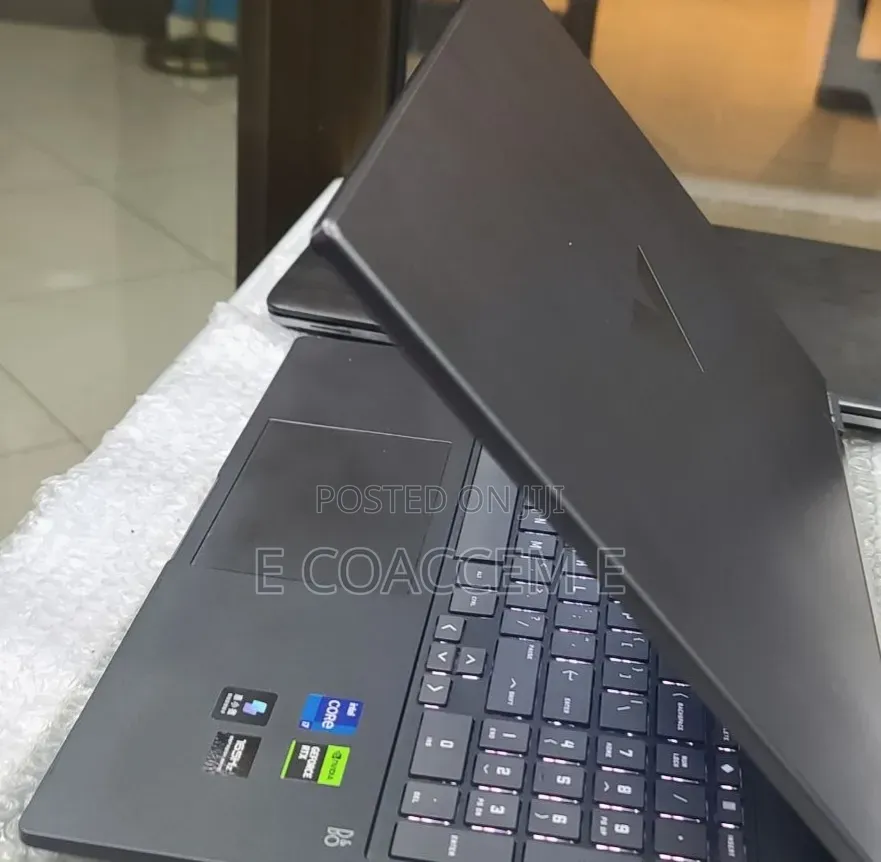 New Laptop HP 16GB Intel Core i7 SSD 1T