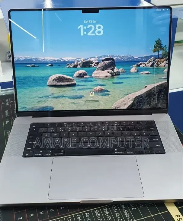 New Laptop Apple MacBook Pro 2021 M1 Max 32GB Apple M1 Max SSD 1T