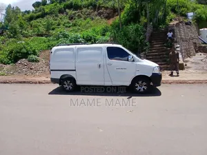 Toyota HiAce 2008 White
