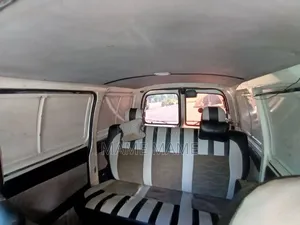 Toyota HiAce 2008 White