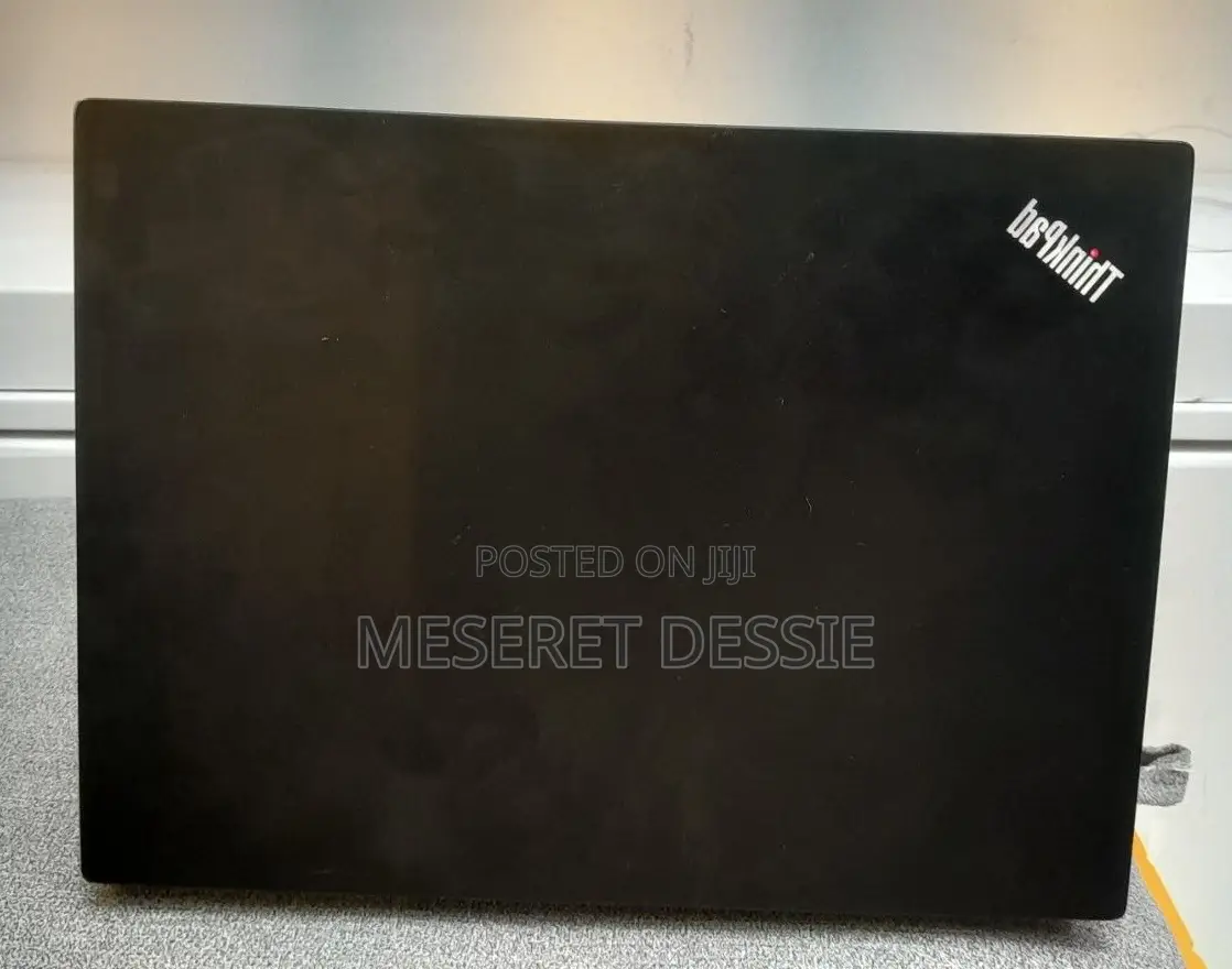 New Laptop Lenovo 8GB Intel Core i7 SSD 512GB