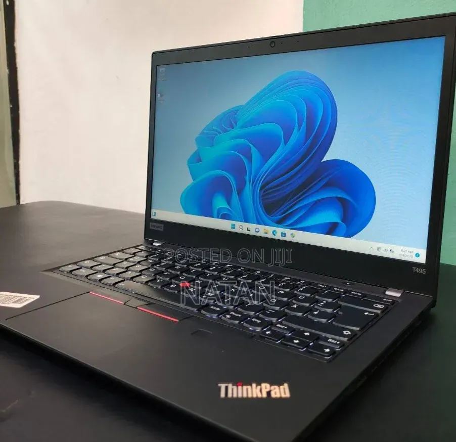 New Laptop Lenovo ThinkPad t495s 16GB AMD Ryzen 5 SSD 512GB