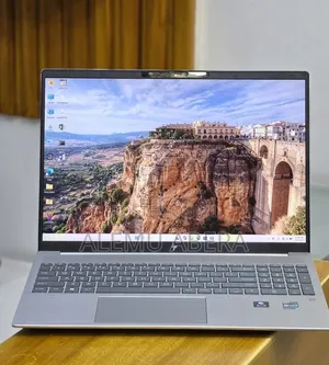New Laptop HP 16GB Intel Core i7 SSD 1T
