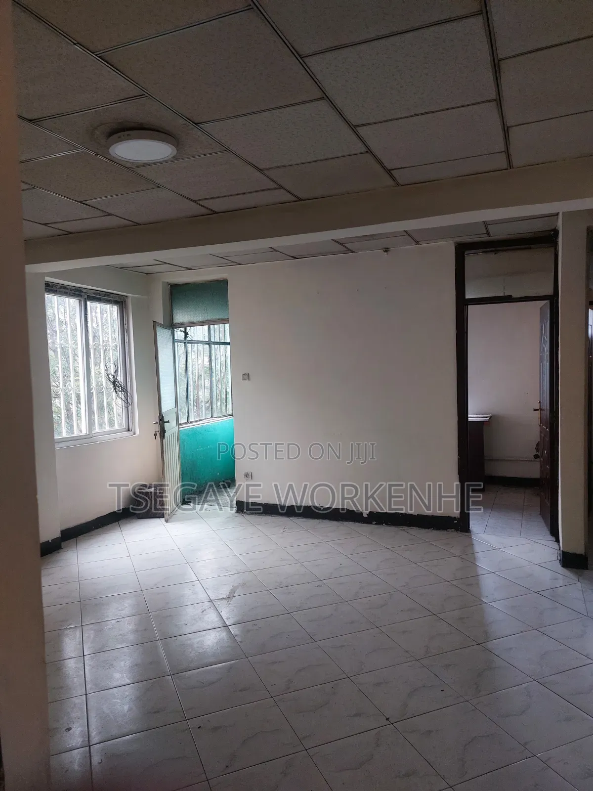 Furnished 3bdrm Condo in Lideta for sale