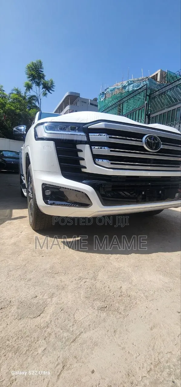 New Toyota Land Cruiser 2025 White
