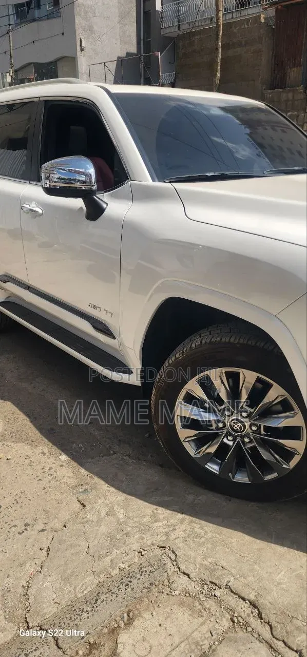 New Toyota Land Cruiser 2025 White