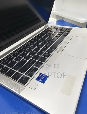 New Laptop HP EliteBook 840 G8 16GB Intel Core i7 SSD 512GB
